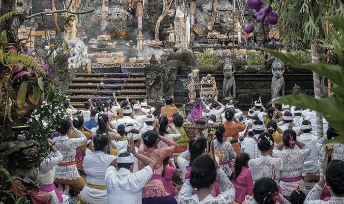 hari libur di bali